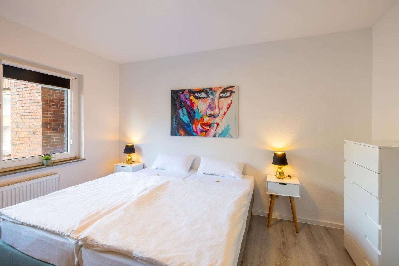 ☆ Modern Stylish Flat In Central Location Вильгельмсхафен Экстерьер фото