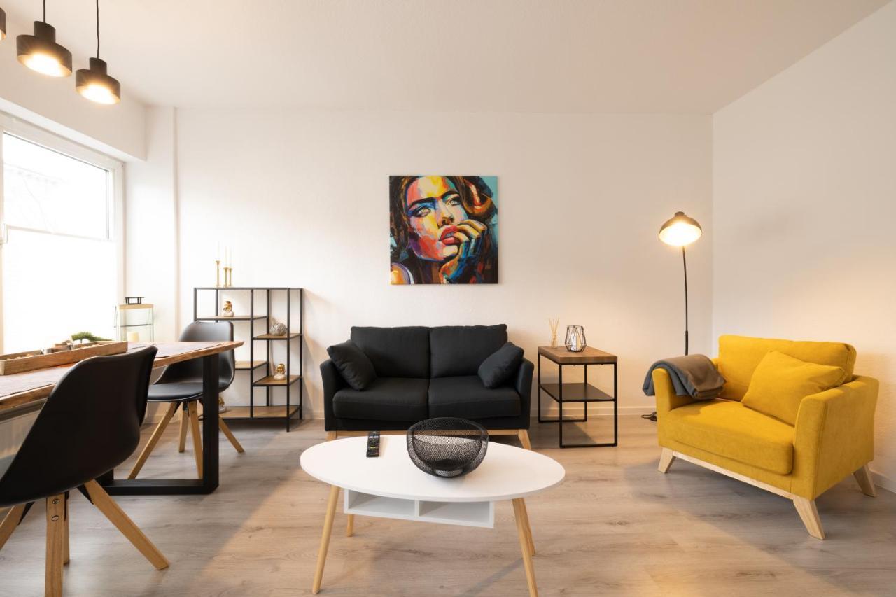 ☆ Modern Stylish Flat In Central Location Вильгельмсхафен Экстерьер фото